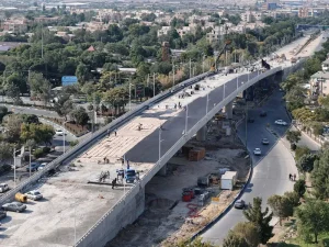 در-آستانه-افتتاح